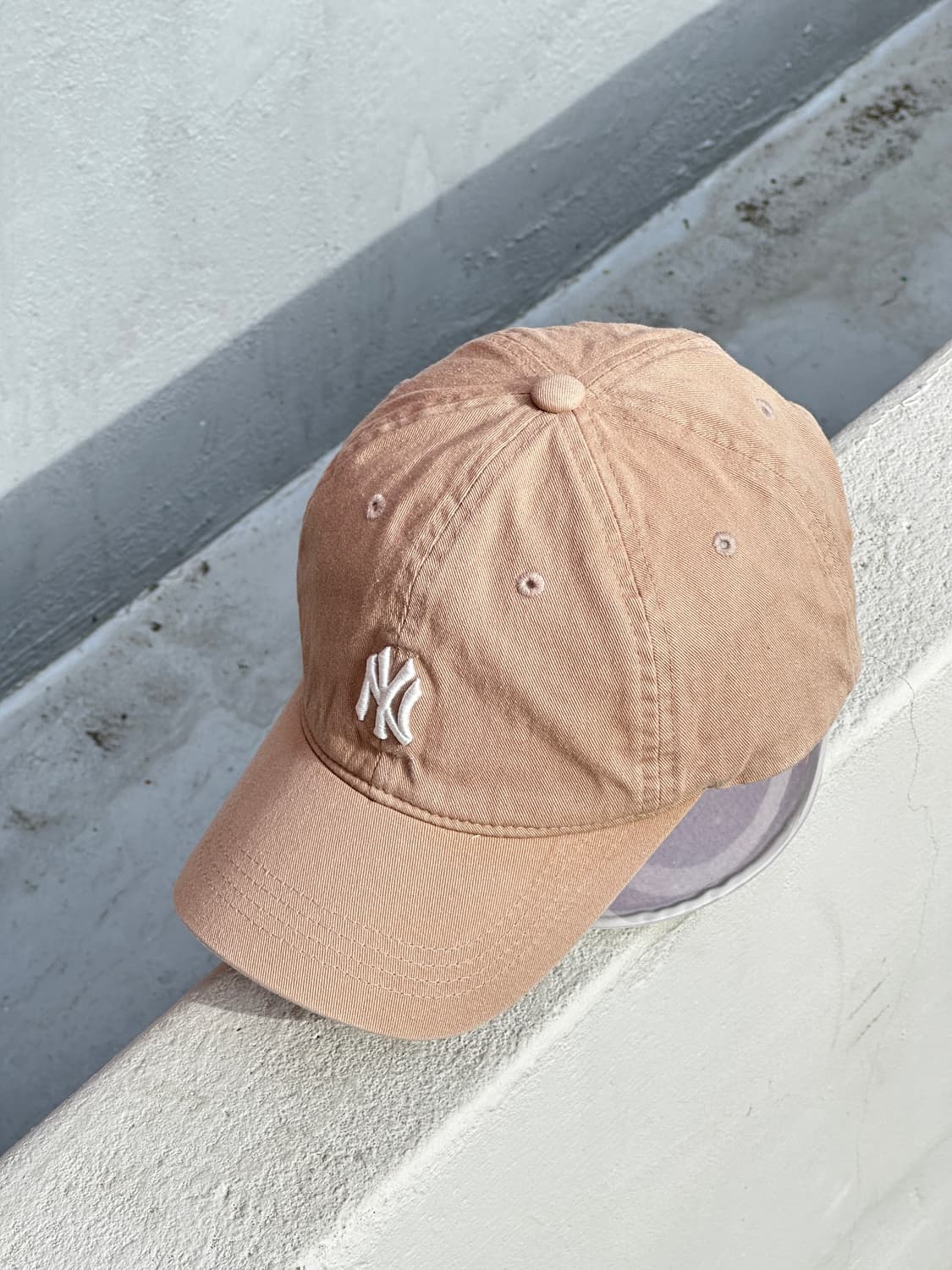 [8-13] MLB 엠엘비 뉴욕양키스 로고 아동 베이지 볼캡 모자 상품이미지2