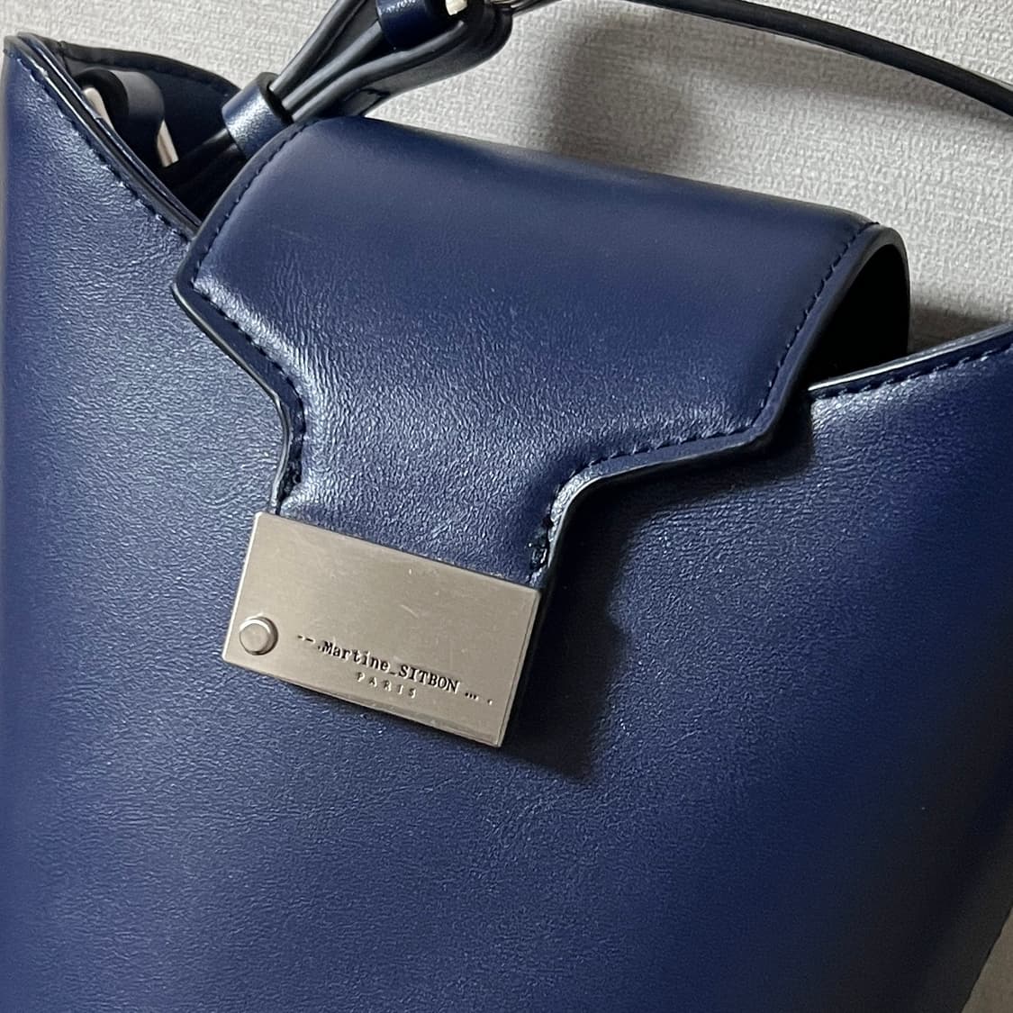 [Martine Sitbon] 아시에 버킷백 네이비 상품이미지3