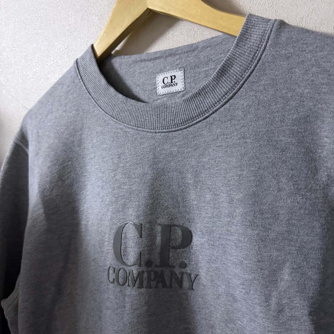 C.P컴퍼니 씨피컴퍼니 입체로고 맨투맨 XL (남성 105정도) 상품이미지2