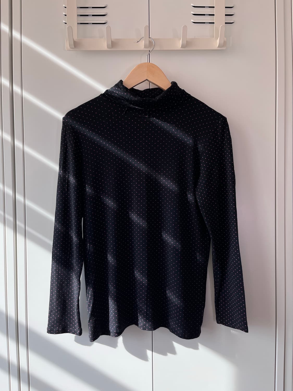 The oria 별 패턴 목폴라 롱 슬리브 상품이미지2