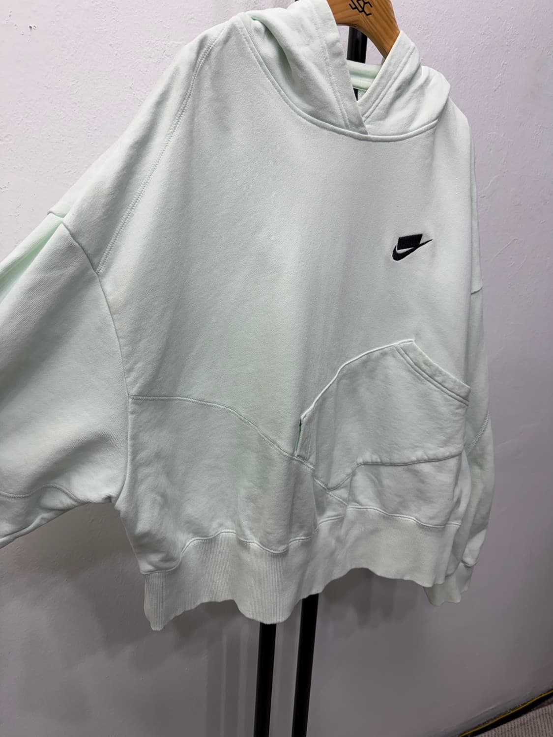 정품) 나이키 여성 오버핏 스우시 후드티 S 상품이미지2