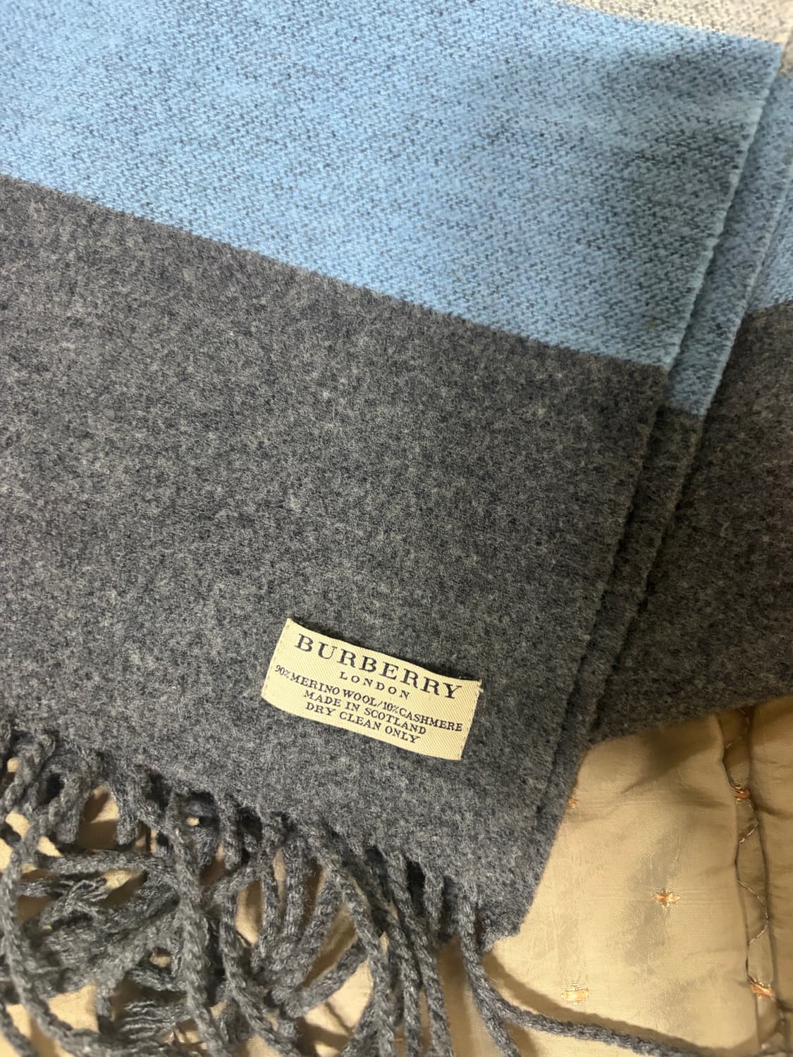 버버리 목도리 상품이미지1