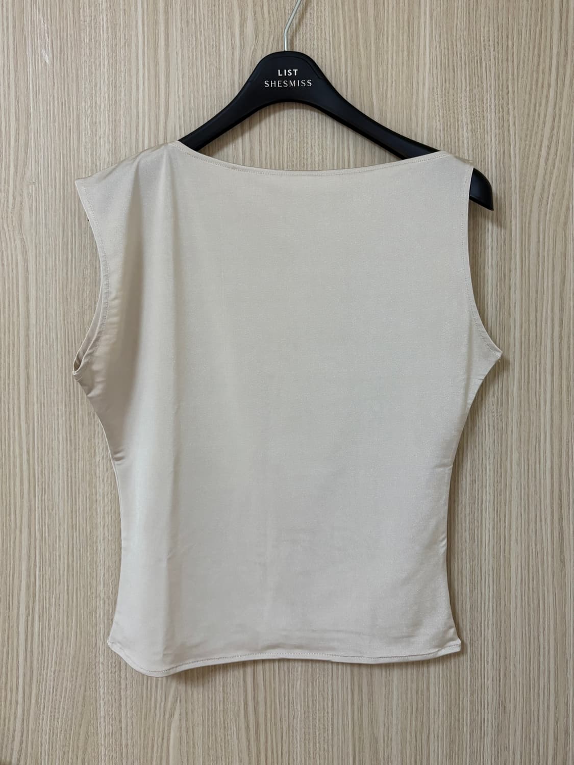 악토브헤 Asymmetric top 스킨 컬러 상품이미지2