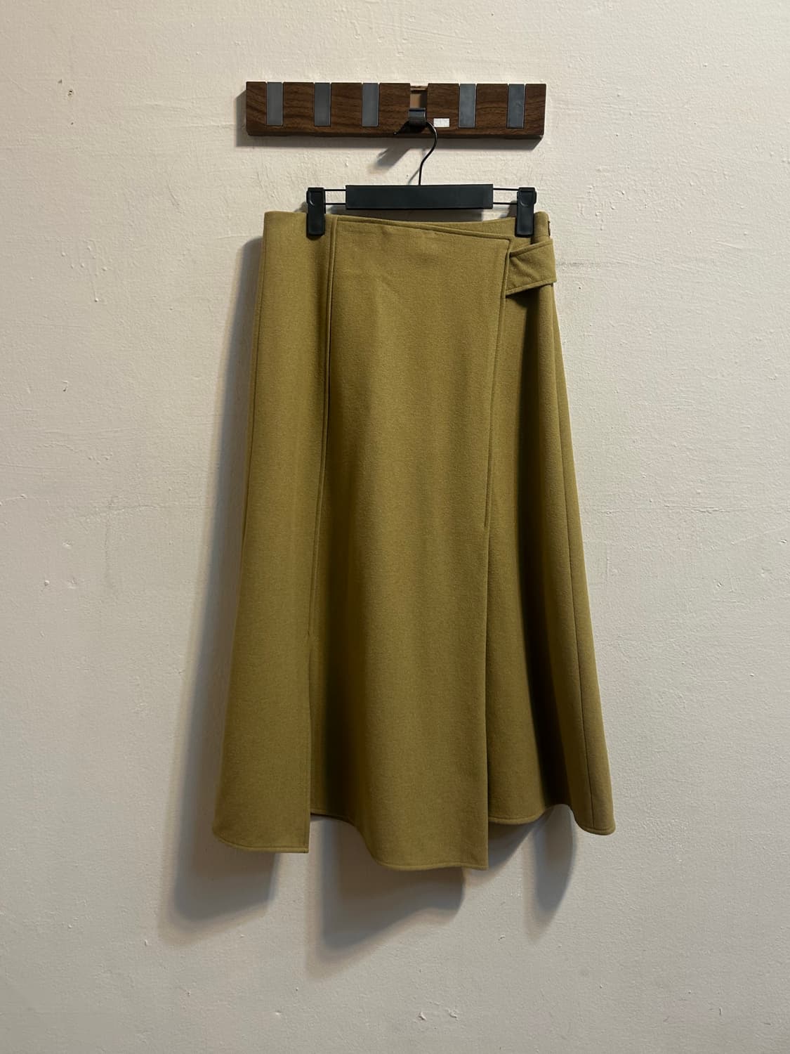 시스템 울 비대칭 스커트 상품이미지1