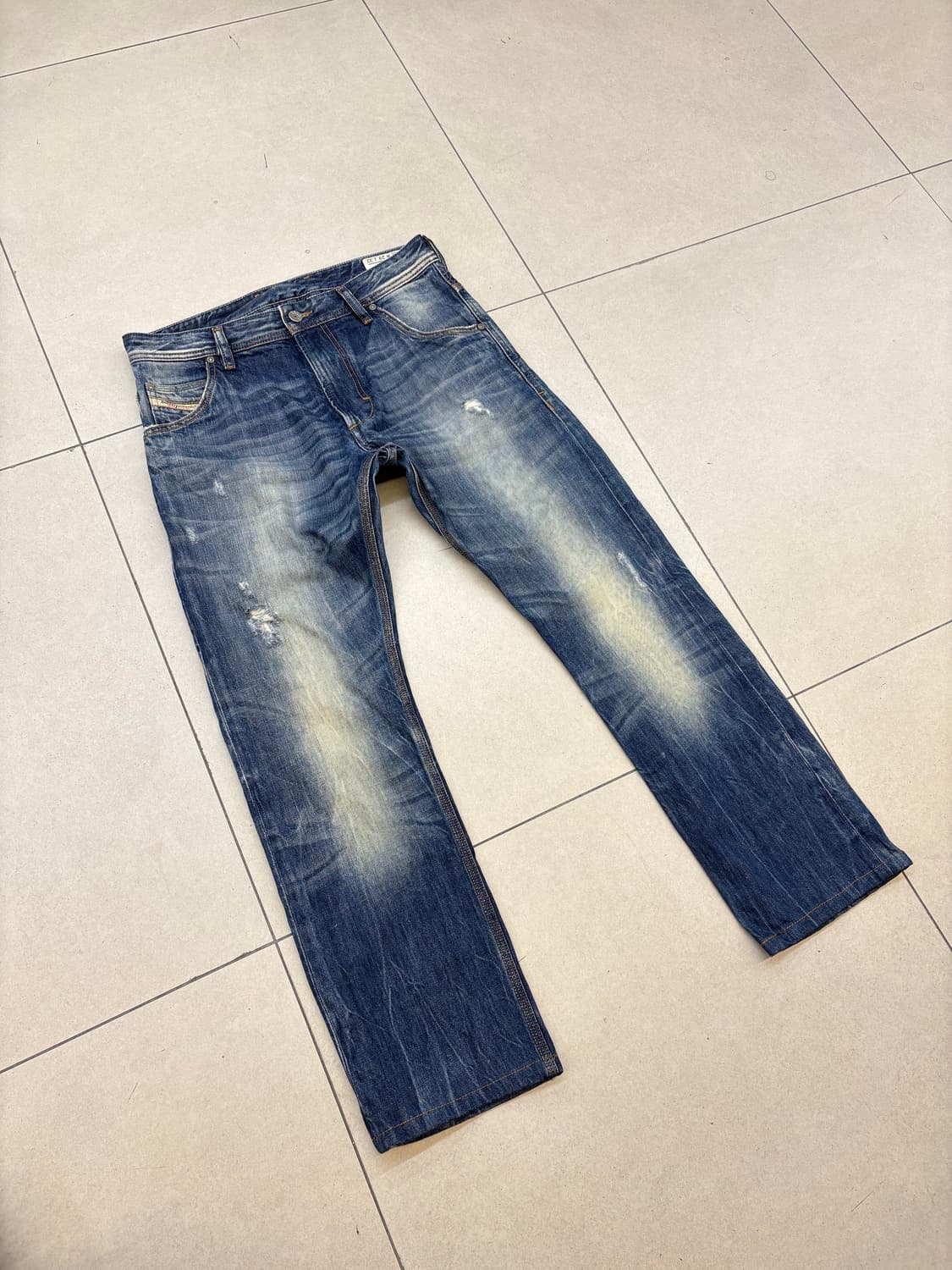 디젤 KROOLEY 스트레이트 데님 상품이미지4