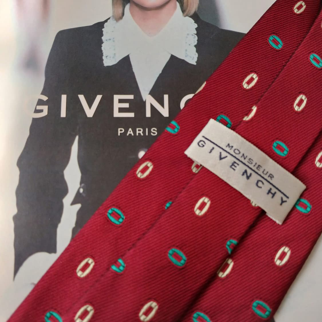 지방시 실크 레드 패턴 넥타이 9.7cm B등급 A19317
 상품이미지6