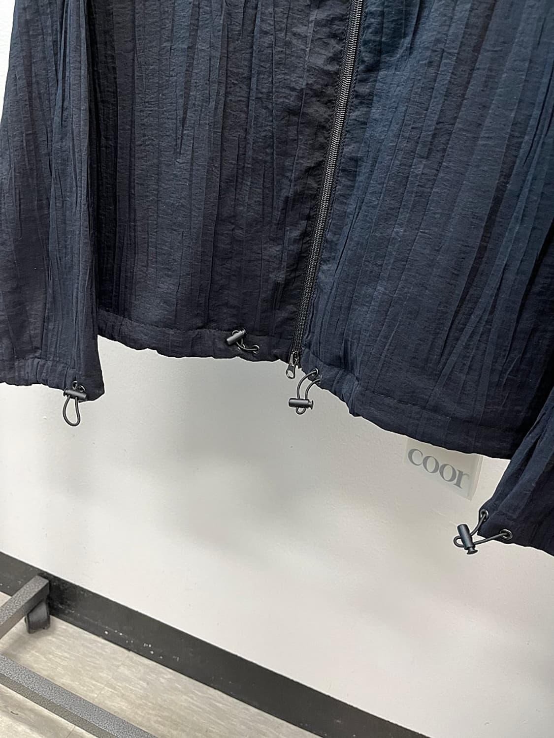 100-105) 쿠어 신형 플리츠 후드자켓  상품이미지4