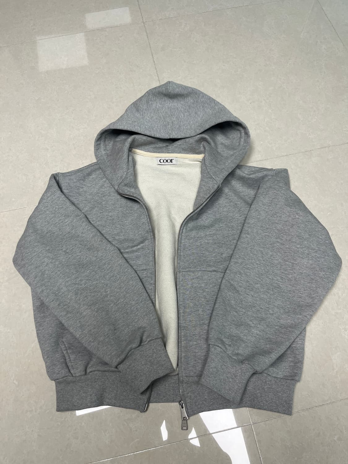 쿠어 미니멀 코튼 후디드 집 점퍼 상품이미지1