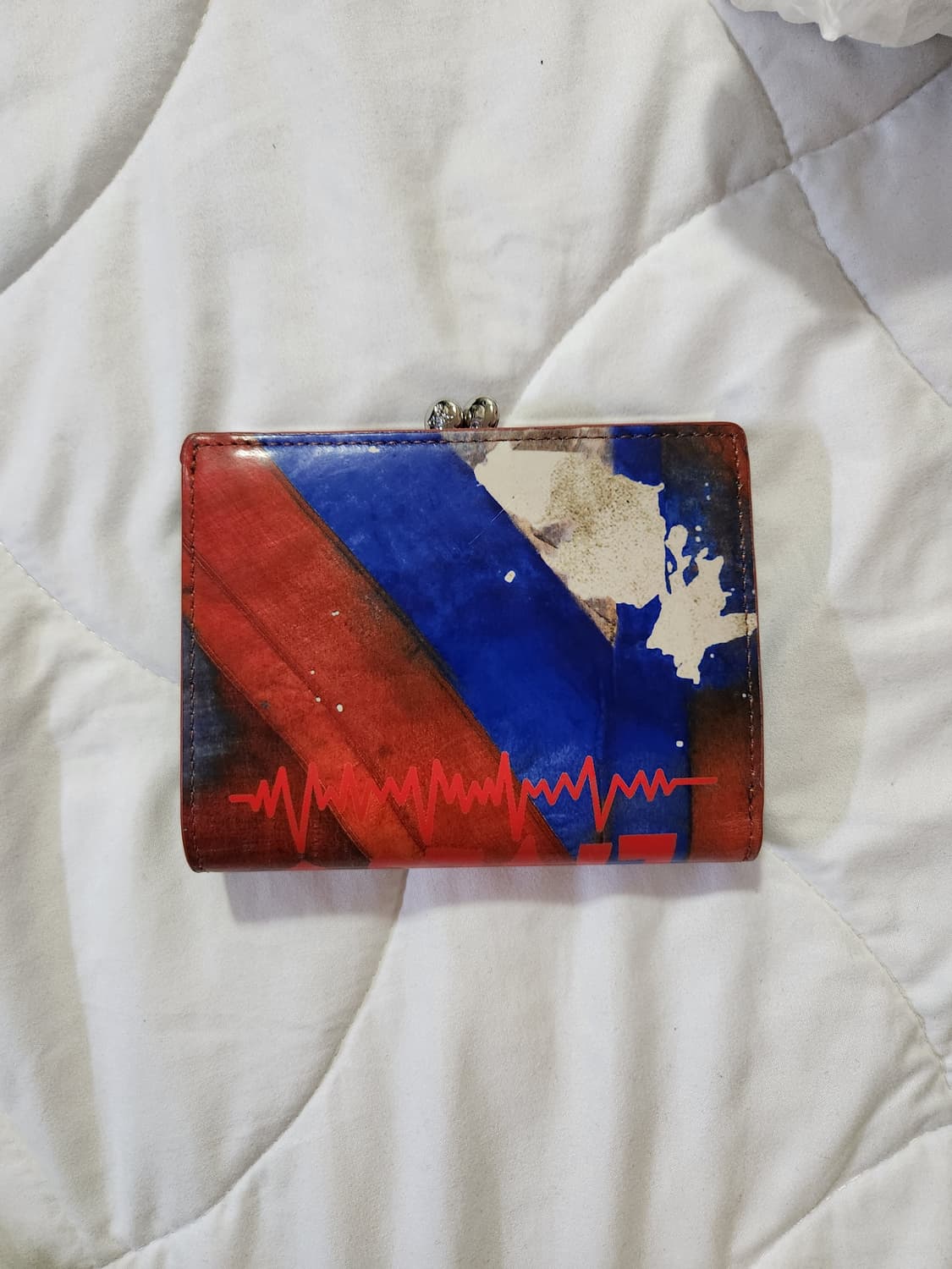 비비안웨스트우드 TREES SAVE LIVES 지갑 상품이미지10