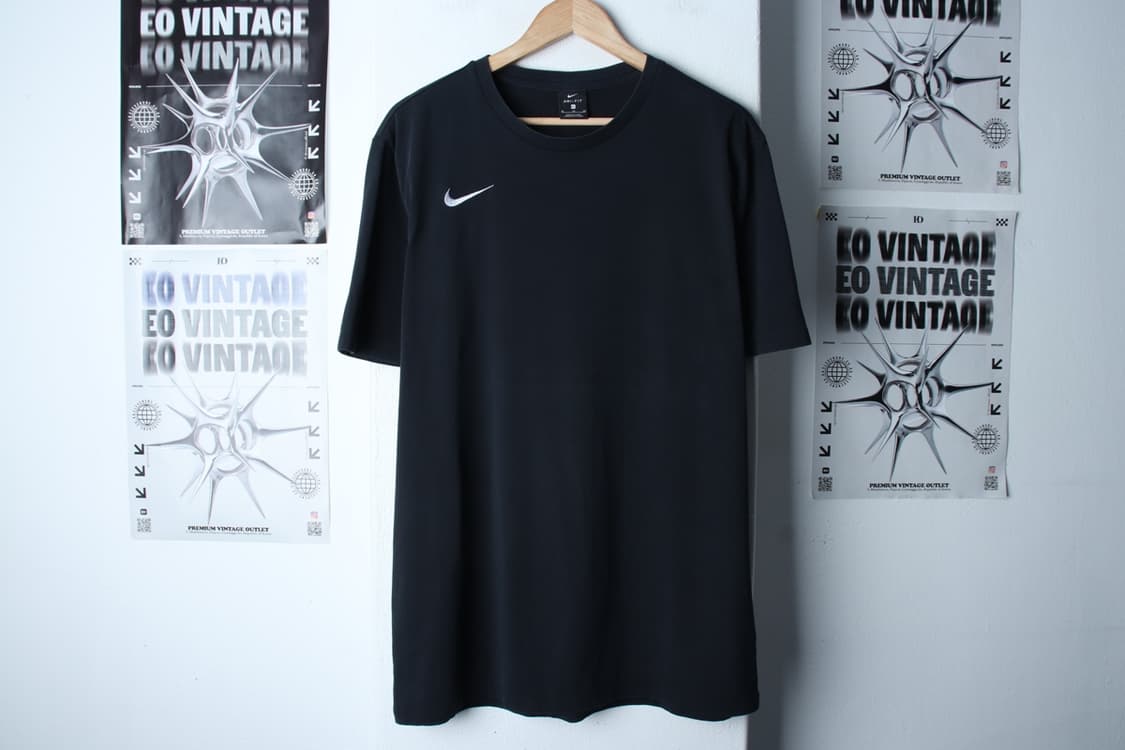 (XL-2XL) 나이키 반팔 티셔츠 스몰로고 블랙 올드스쿨-H31204 상품이미지2