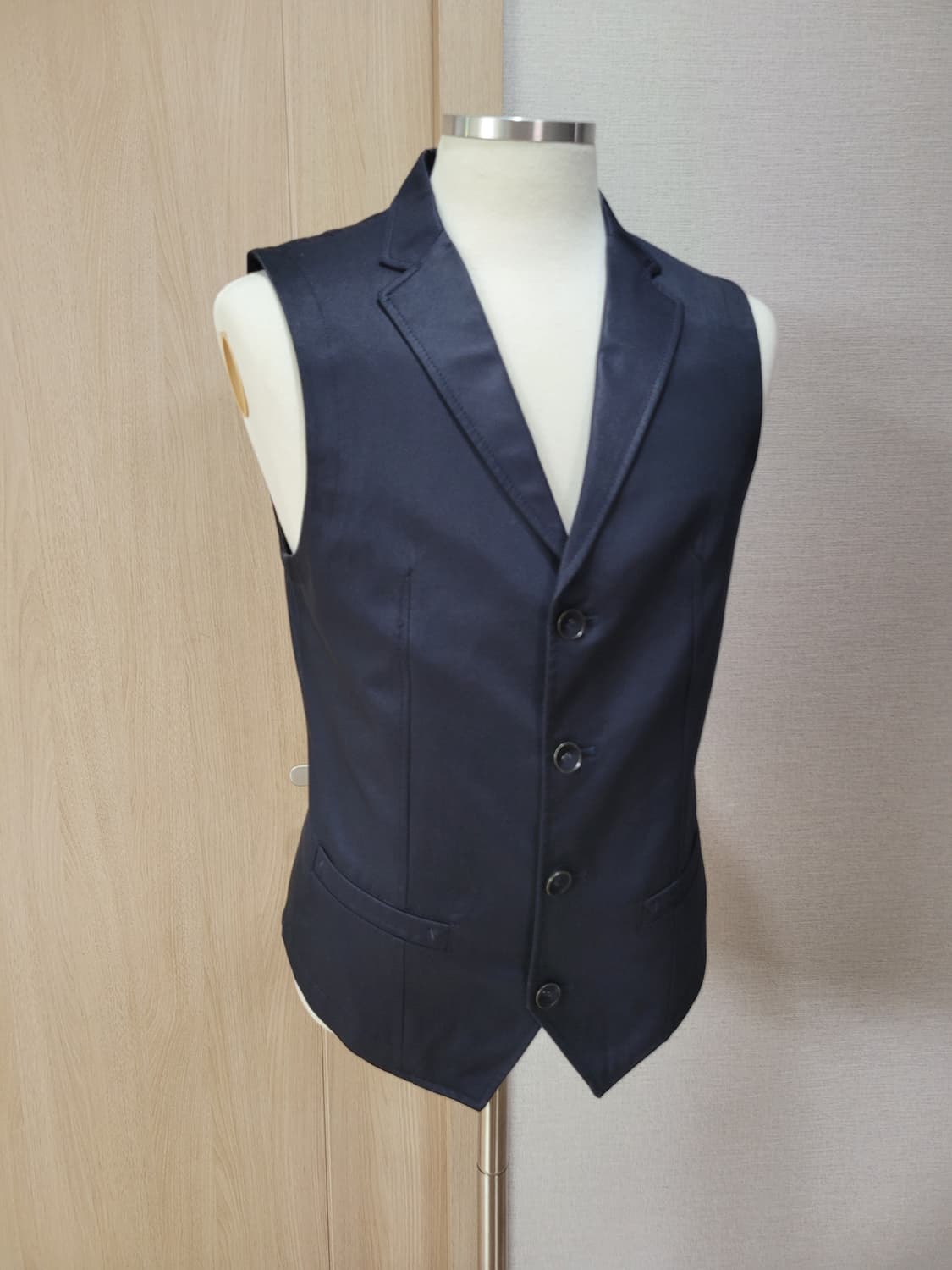 코모도스퀘어 COMODO 4버튼 카라 조끼 100 다크네이비 상품이미지1