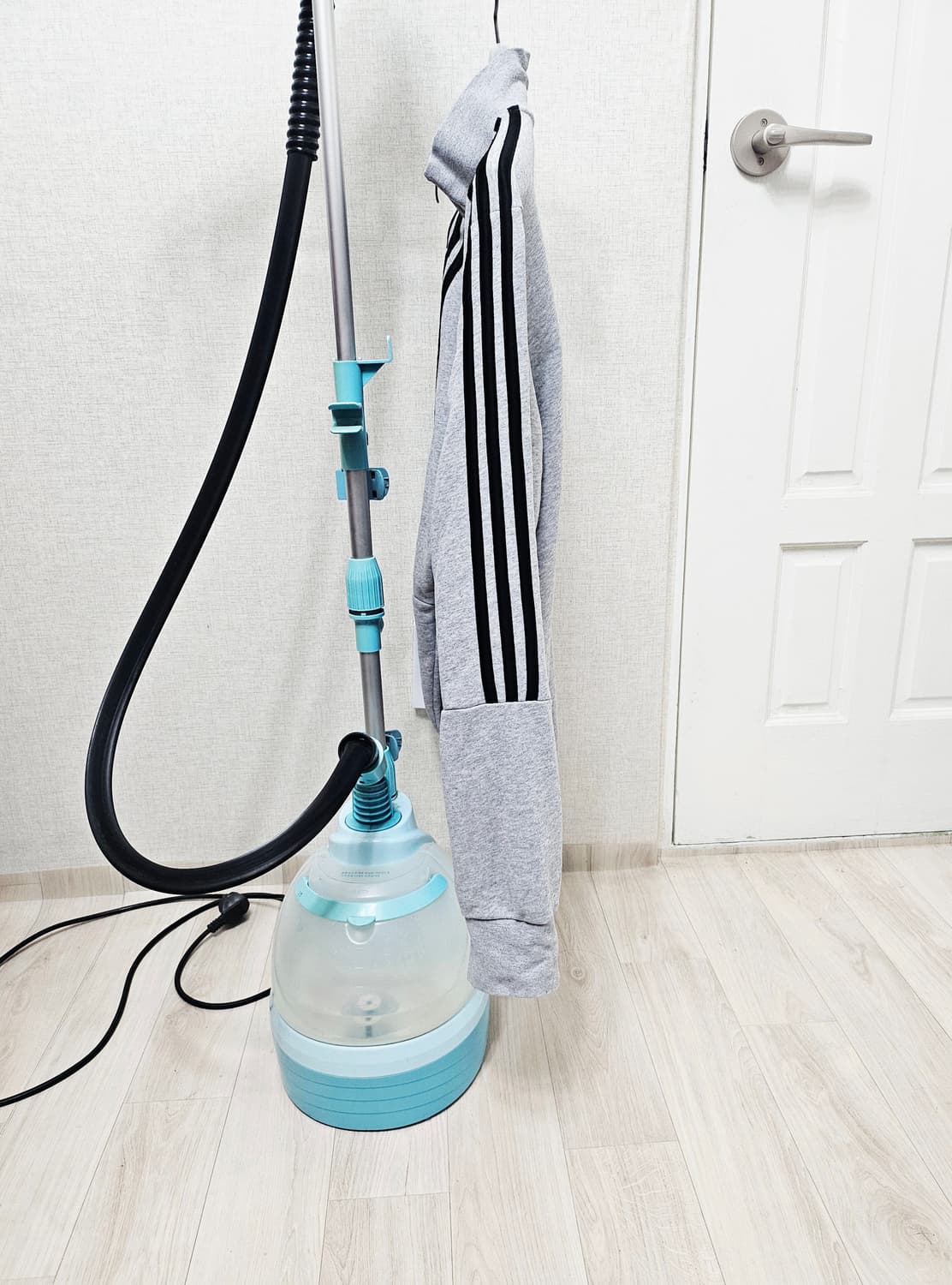 (100)L ☆우주매물☆ 아디다스 에센셜 3S [회검] 트랙탑져지 상품이미지4