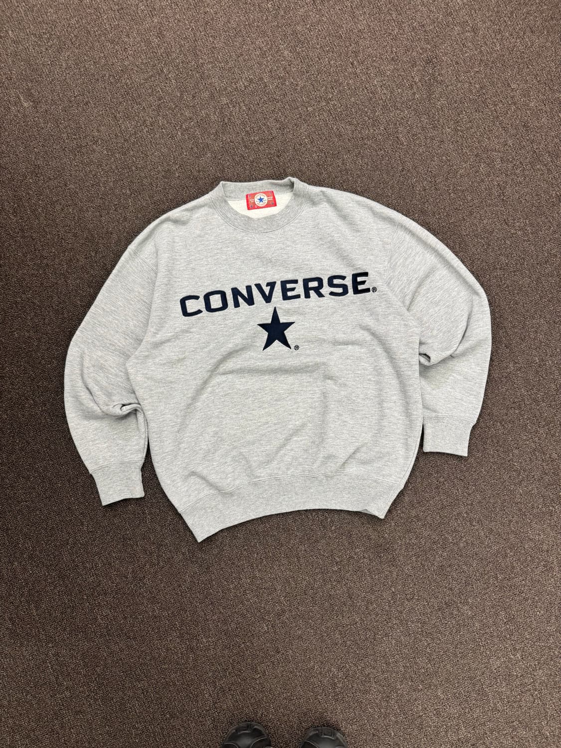 L)컨버스 빈티지 로고 포인트 그레이 스웻셔츠 상품이미지2