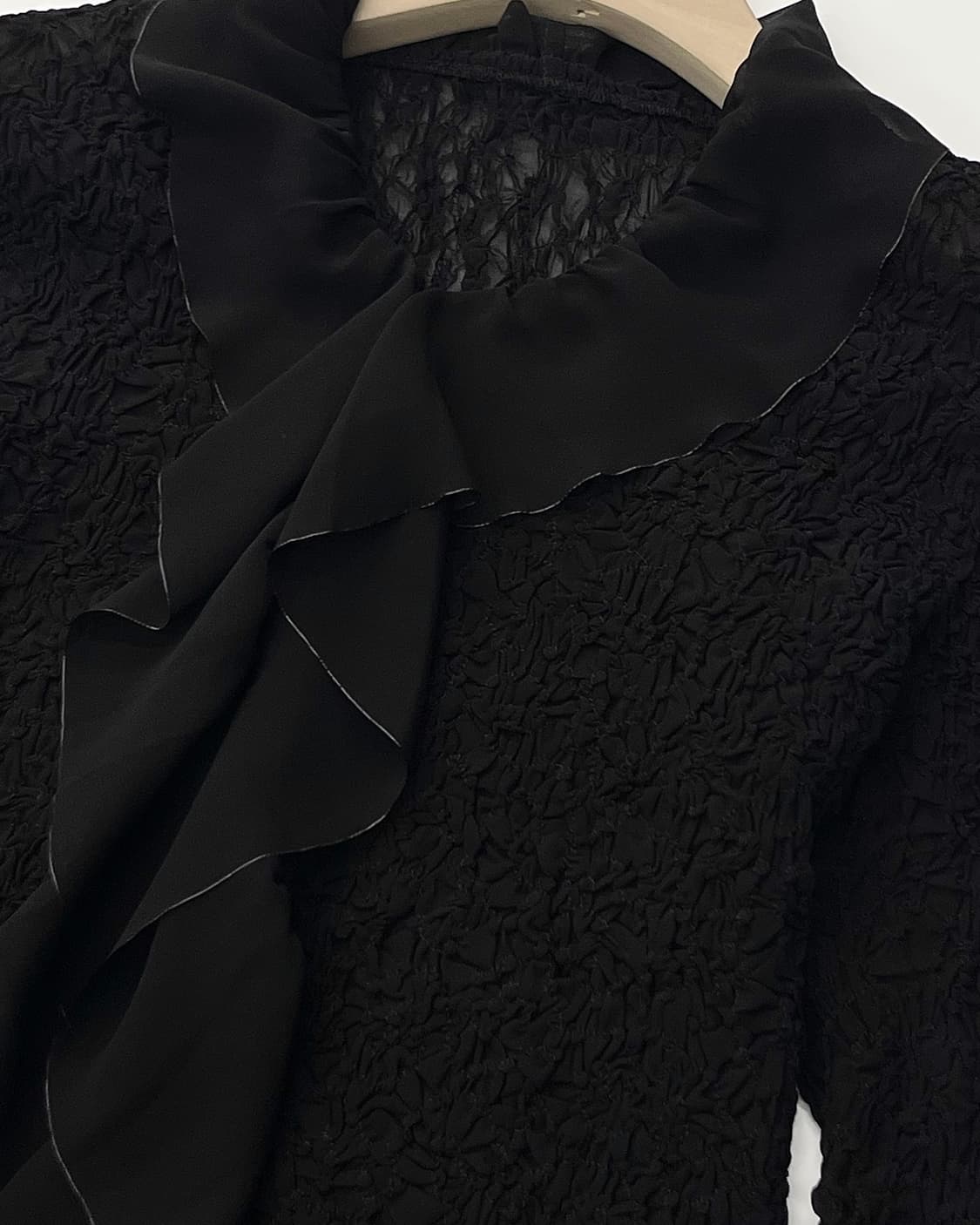 IsseyMiyake 이세이미야케 블랙 러플 가디건 상품이미지6