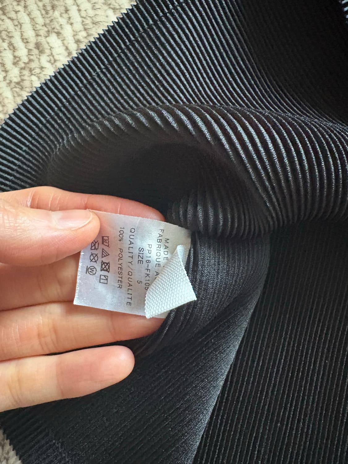 플리츠플리즈 미스트 블랙 사이즈5 상품이미지4