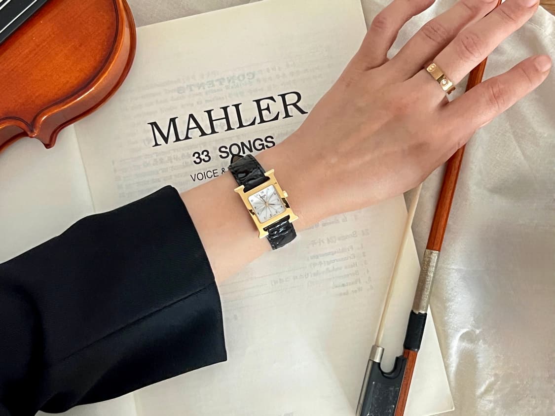 에르메스 H 아워 골드 시계 / 정품감정 . 케어 상품이미지9