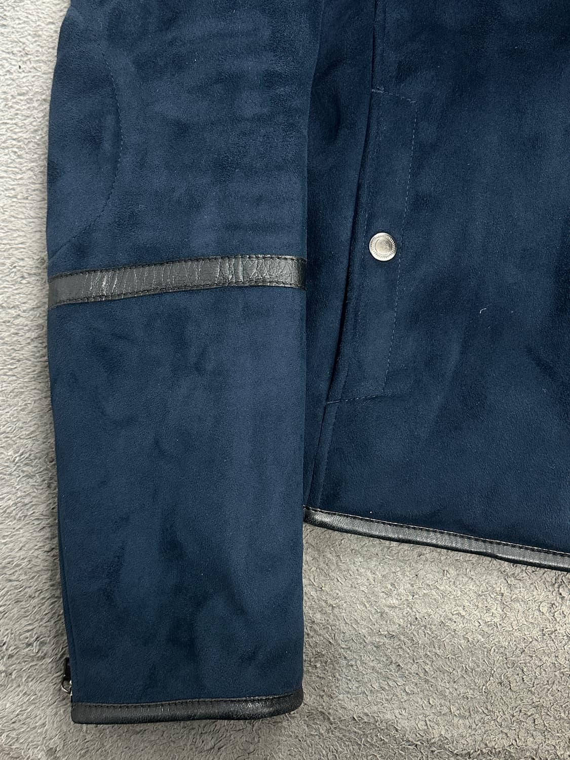 Armani Exchange 스웨이드 레더 자켓 M 상품이미지5