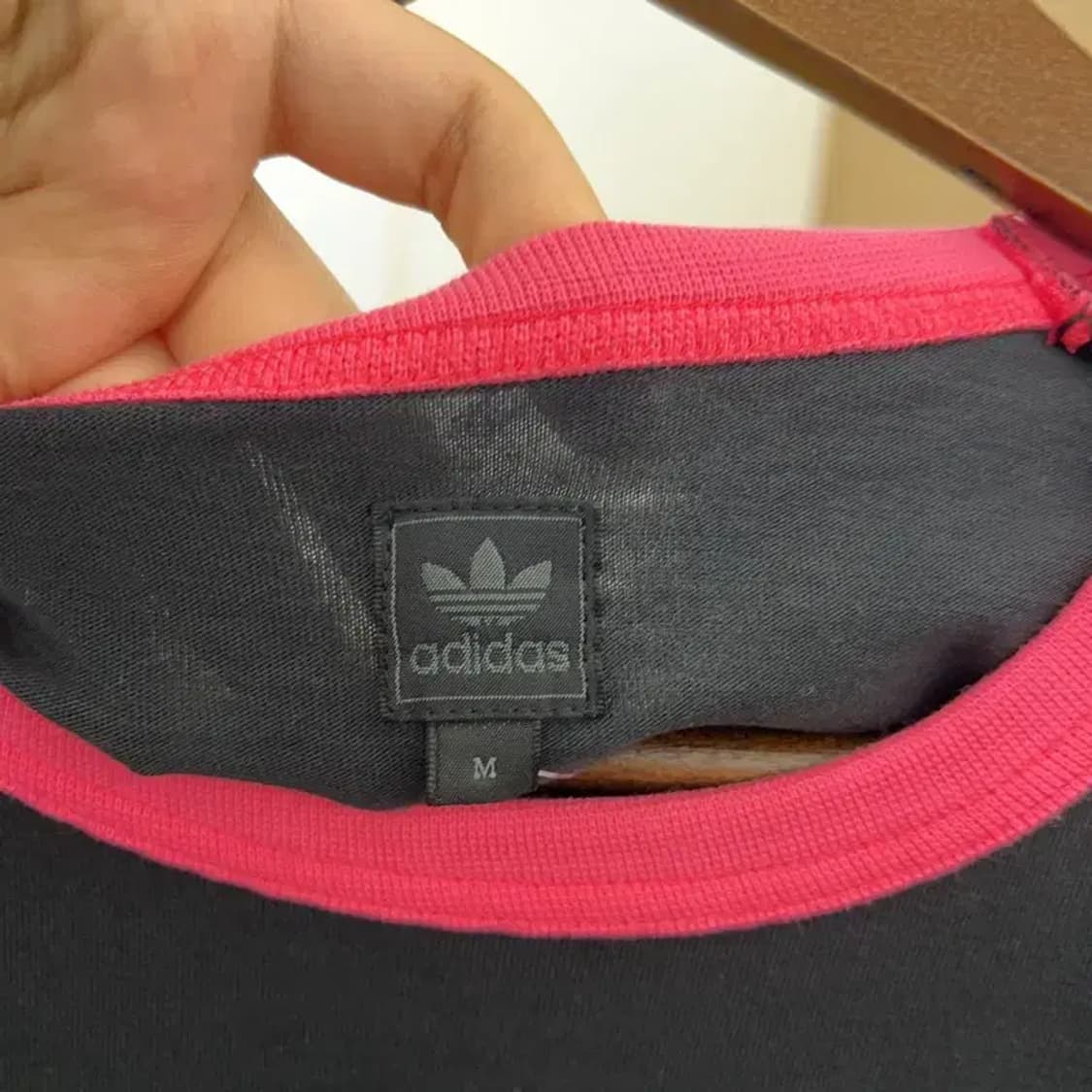 아디다스 유로파 블랙핑크 링거티 반팔티 95 C04066 상품이미지3