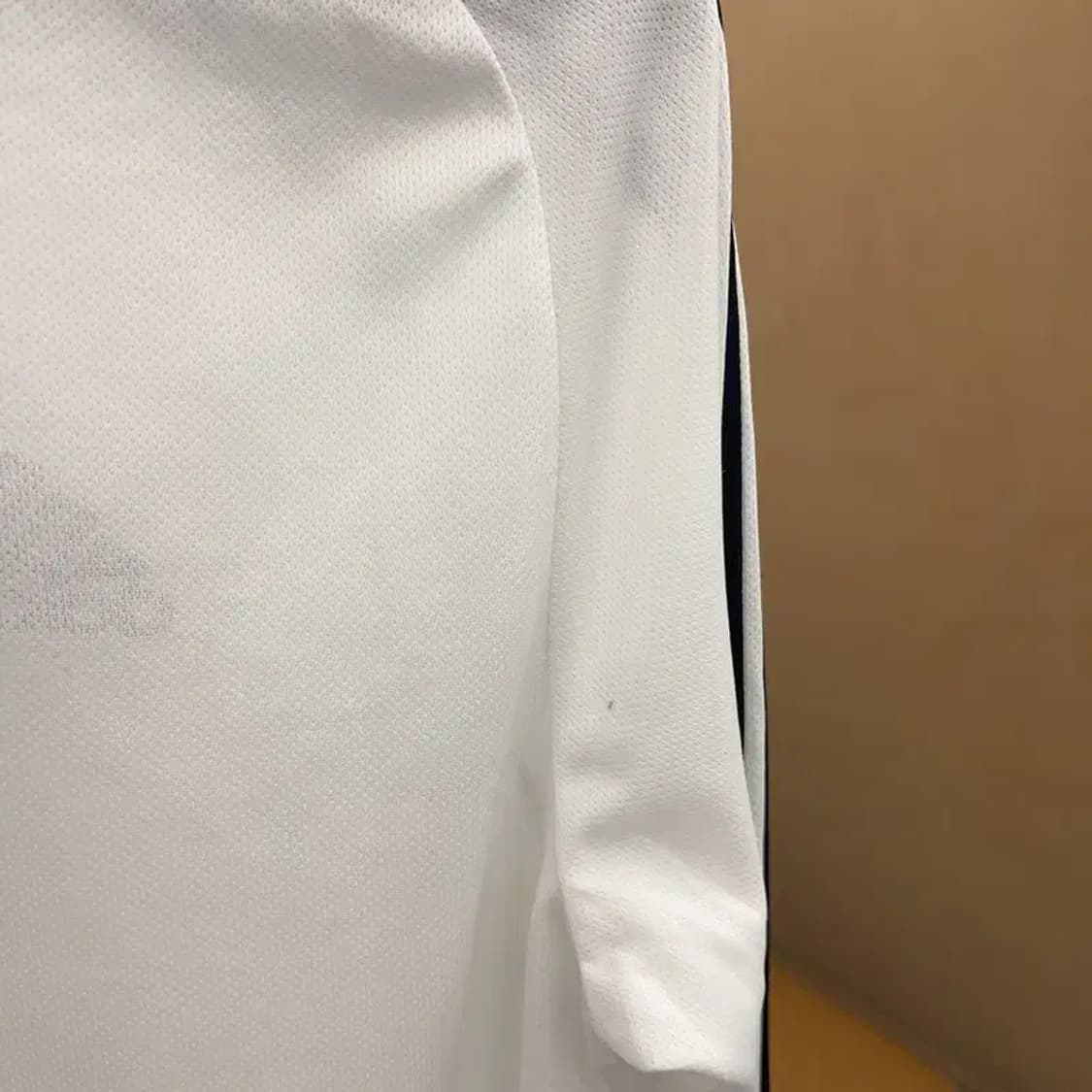 아디다스 에어로레디 기능성 삼선 긴팔티 100 C04309 상품이미지5