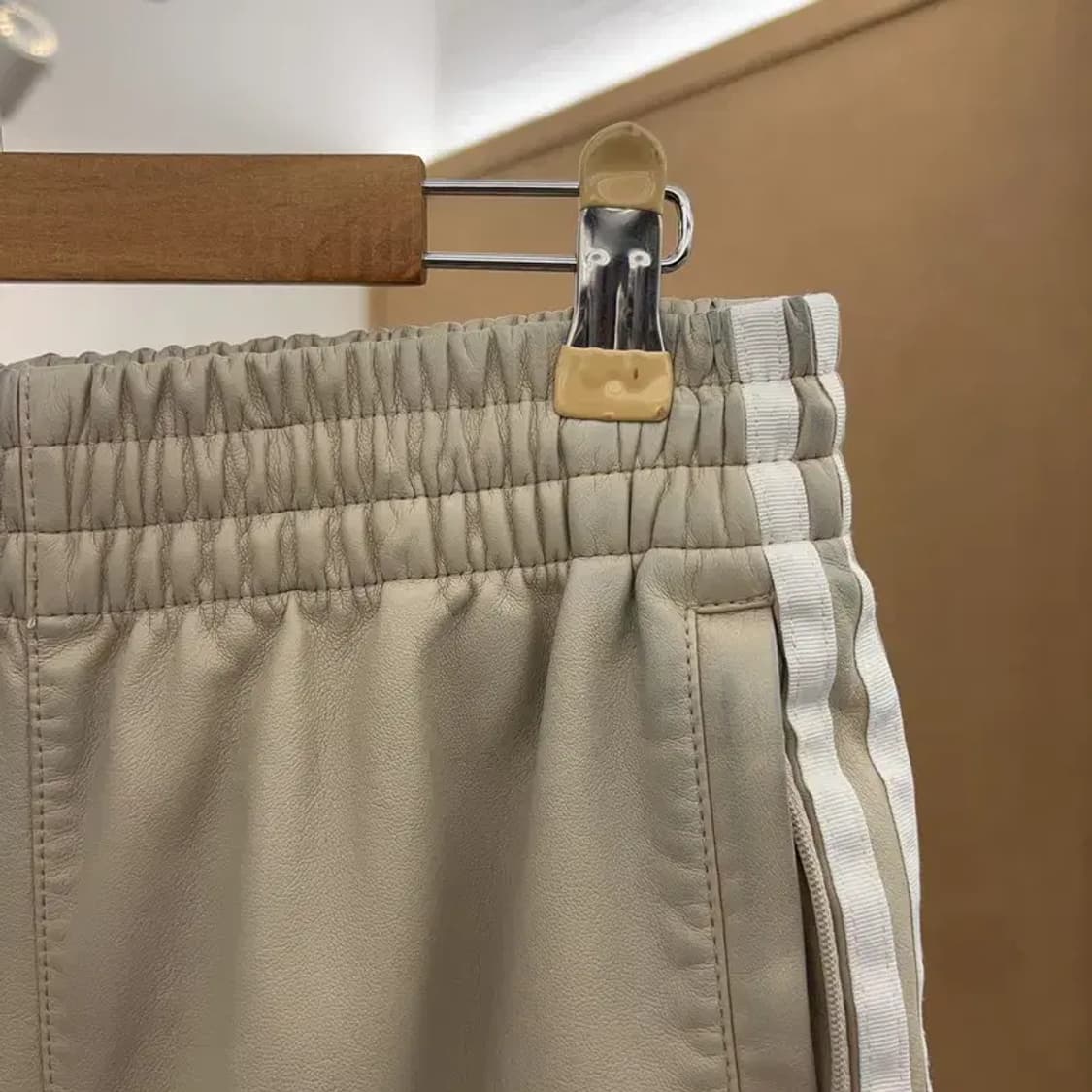 아디다스 레더 가죽 삼선 밴딩 바지 XS C05323 상품이미지6