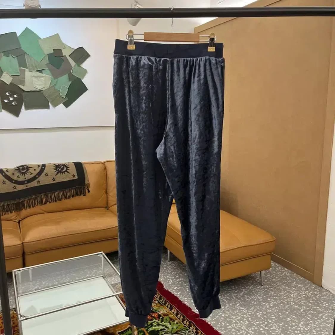 나이키 자수로고 벨벳 조거 츄리닝바지 70 C05384 상품이미지2