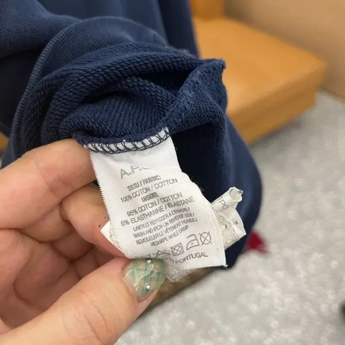 아페쎄 A.P.C 자수로고 스웻셔츠 맨투맨 85 C05396 상품이미지4