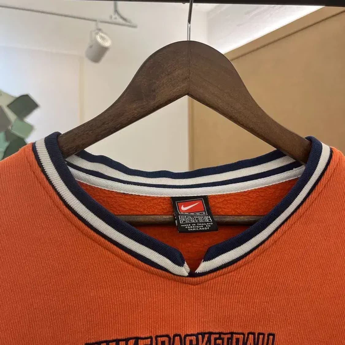 나이키 90s 베스킷볼 헤비 브이넥 약기모 긴팔티 105 C05648 상품이미지5