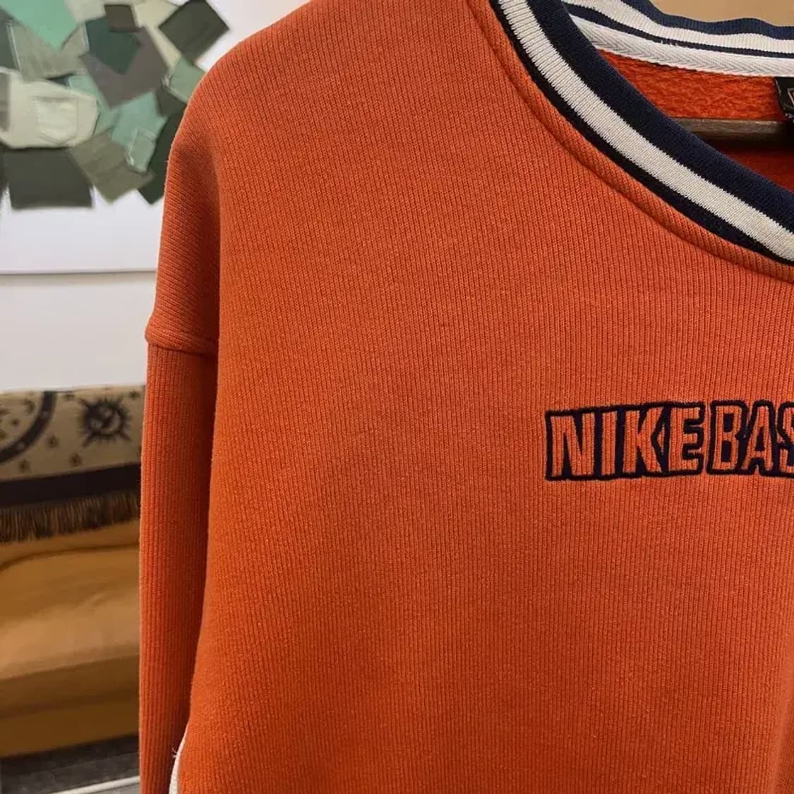 나이키 90s 베스킷볼 헤비 브이넥 약기모 긴팔티 105 C05648 상품이미지6
