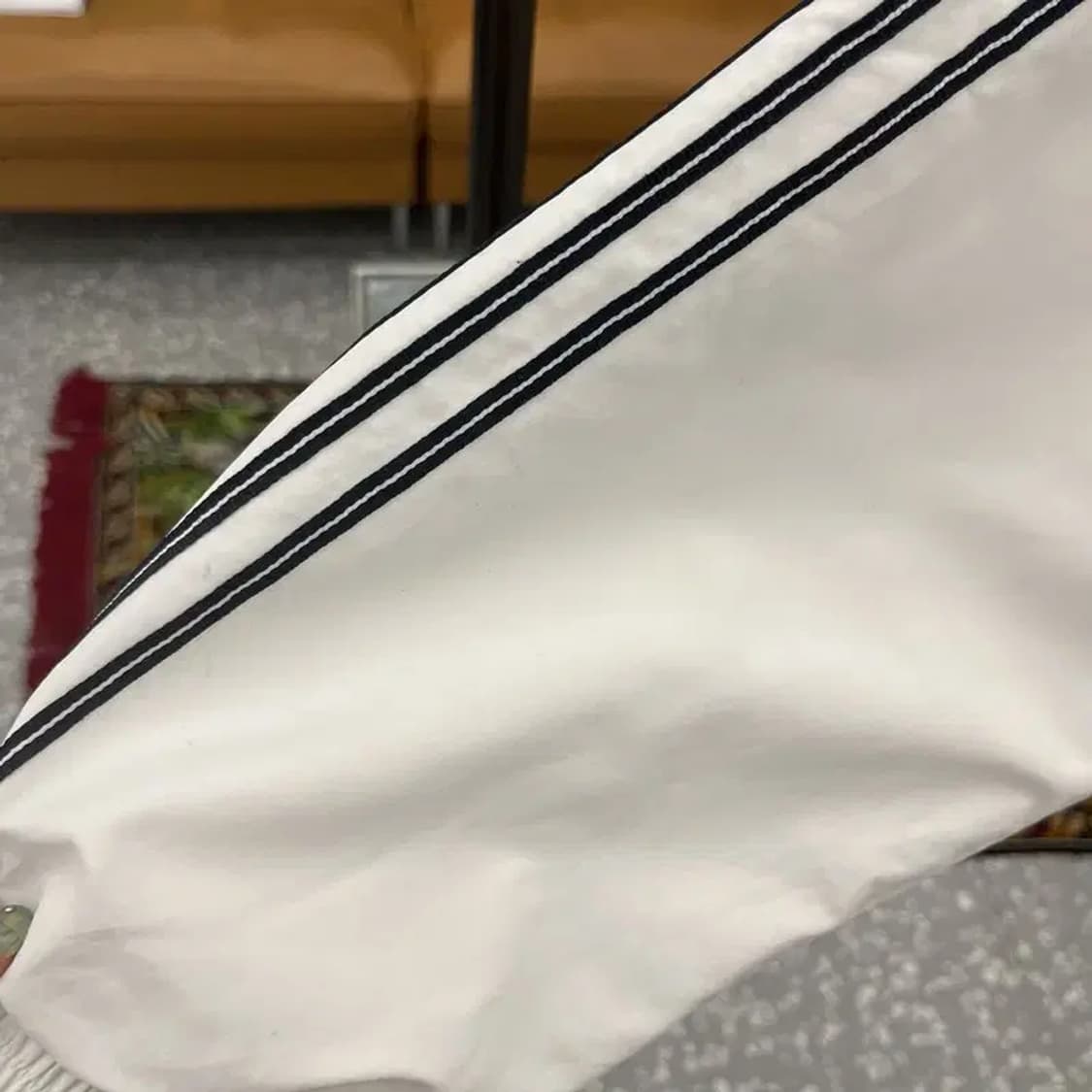 아디다스 삼선로고 올드스쿨 오버핏 바람막이 105 C05842 상품이미지9