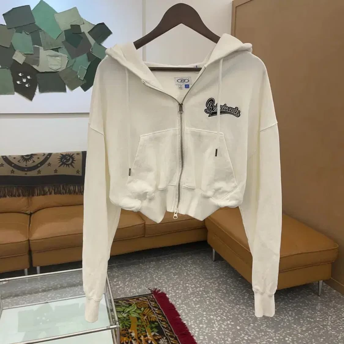 본투윈 백로고 크롭 후드집업 95 C06086 상품이미지1