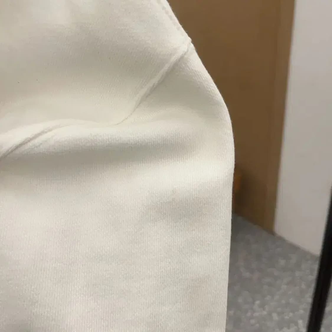 본투윈 백로고 크롭 후드집업 95 C06086 상품이미지6