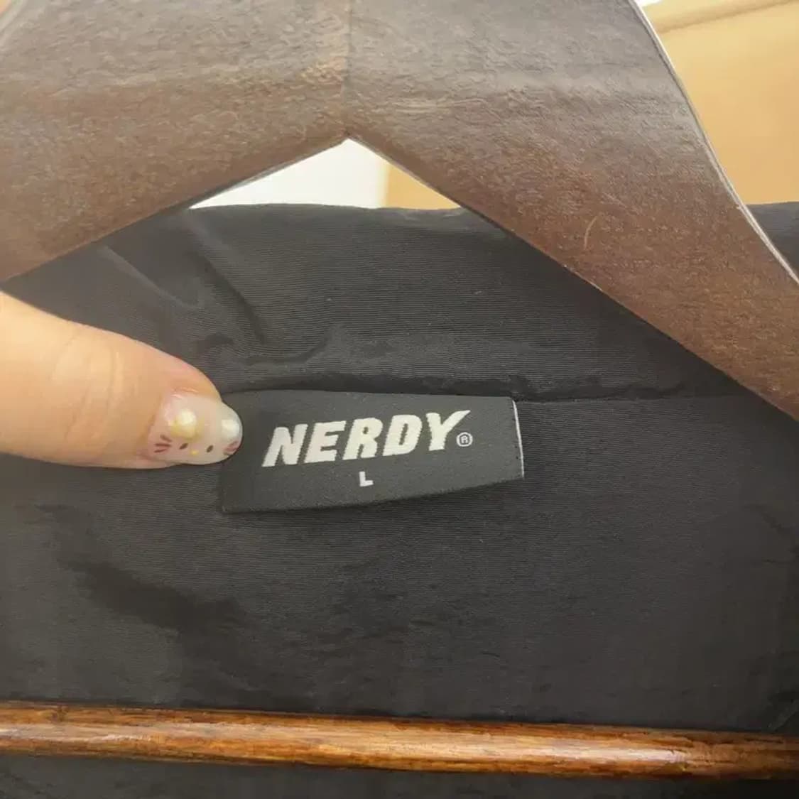 널디 올드스쿨 사이드로고 오버핏 바람막이 자켓 100 C06104 상품이미지4