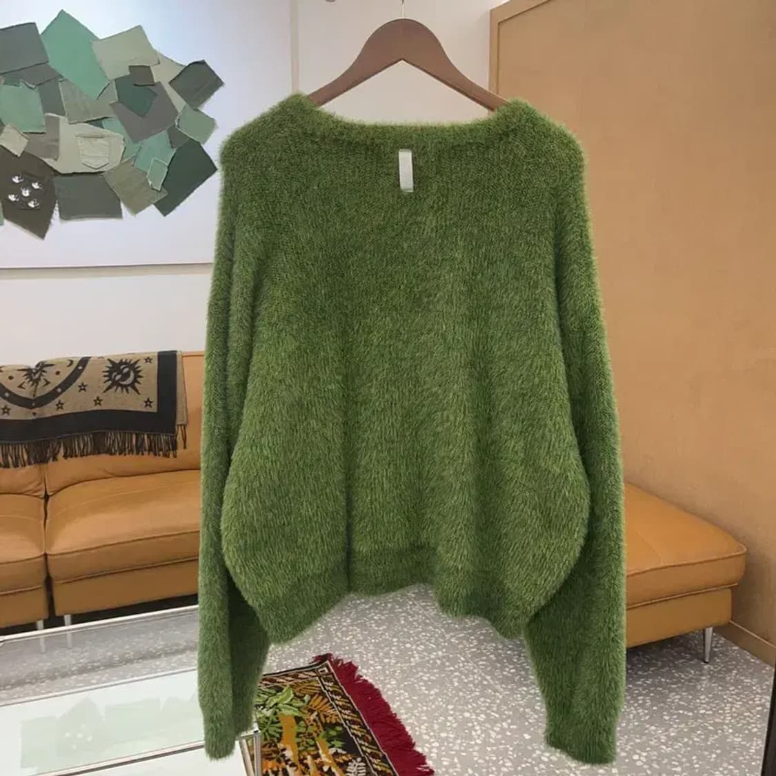 노매뉴얼 오버핏 헤어리 니트 스웨터 105 C06216 상품이미지3