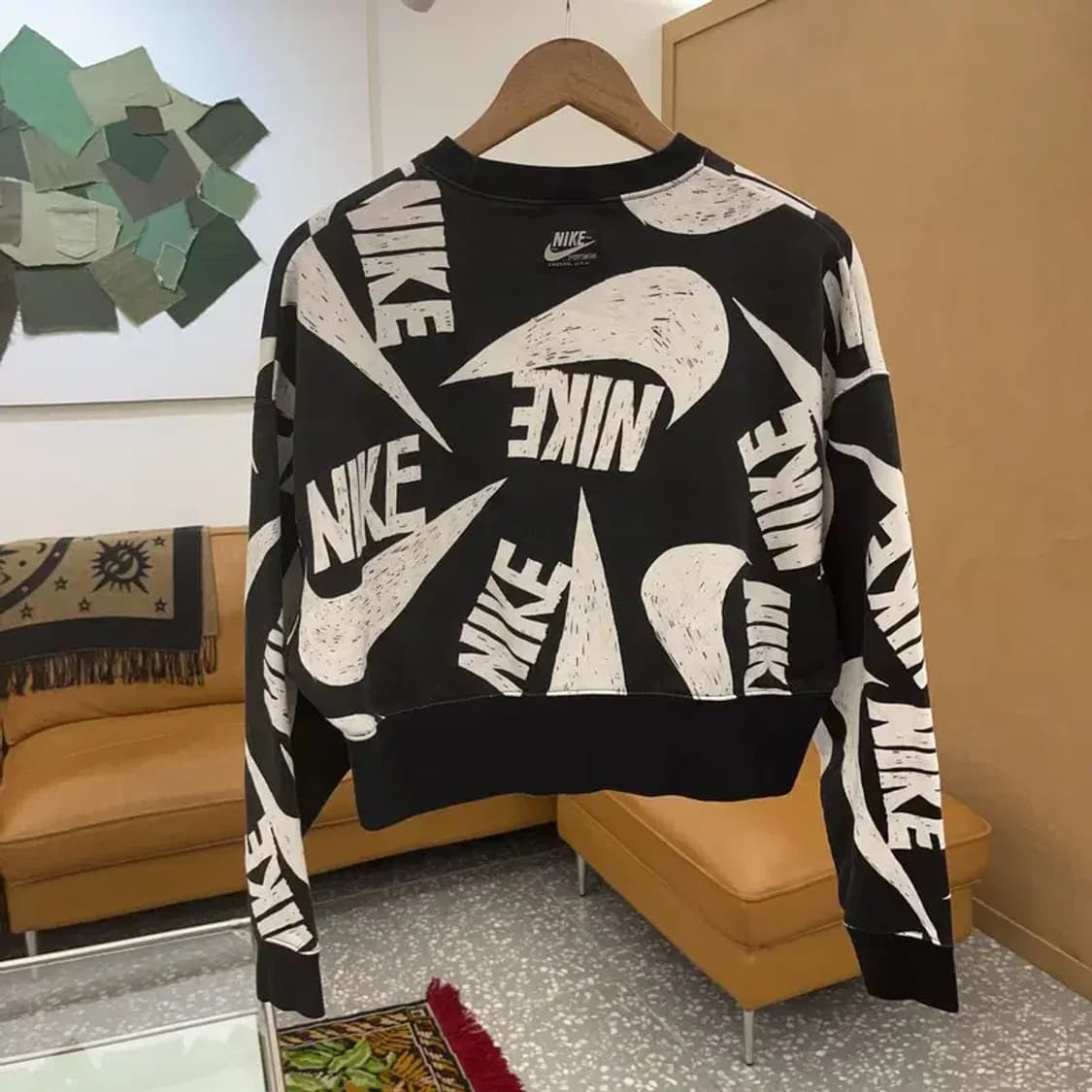 나이키 멀티로고 크롭 오버핏 기모 스웻셔츠 맨투맨 100 C06240 상품이미지2