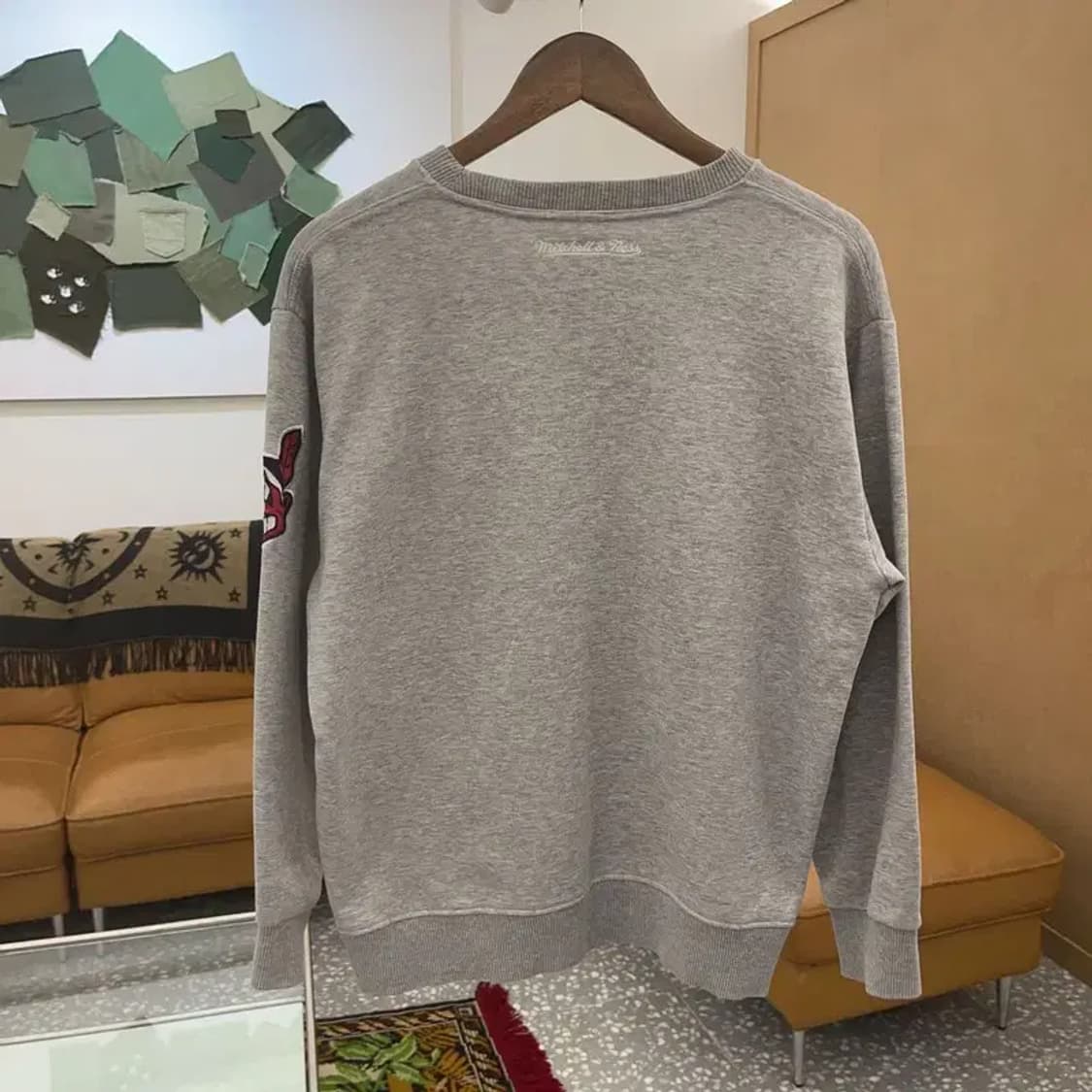 미첼앤네스 인디애나 오버핏 약기모 스웻셔츠 맨투맨 100 C06248 상품이미지2