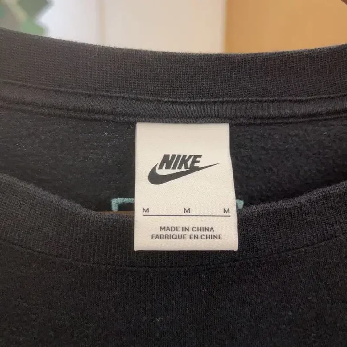 나이키 빅로고 크롭 약기모 스웻셔츠 맨투맨 100 C06345 상품이미지3