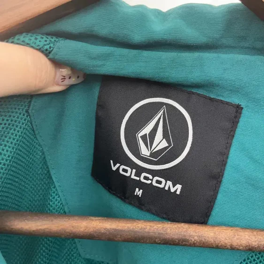 볼컴 올드스쿨 투웨이 오버핏 윈드브레이커 바람막이 105 C06356 상품이미지4