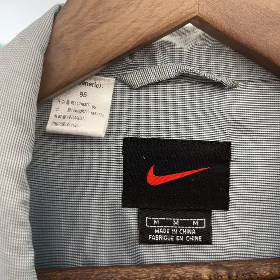 나이키 올드스쿨 실버 오버핏 윈드브레이커 바람막이 105 C06357 상품이미지4