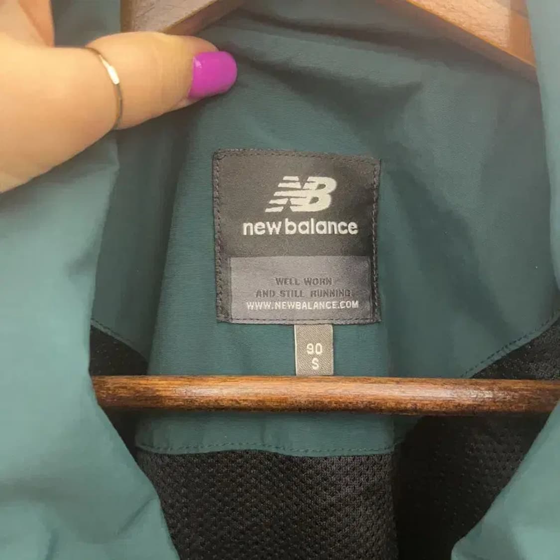 뉴발란스 올드스쿨 네온 배색 트랙클럽 바람막이 웜업 자켓 S C06528 상품이미지5