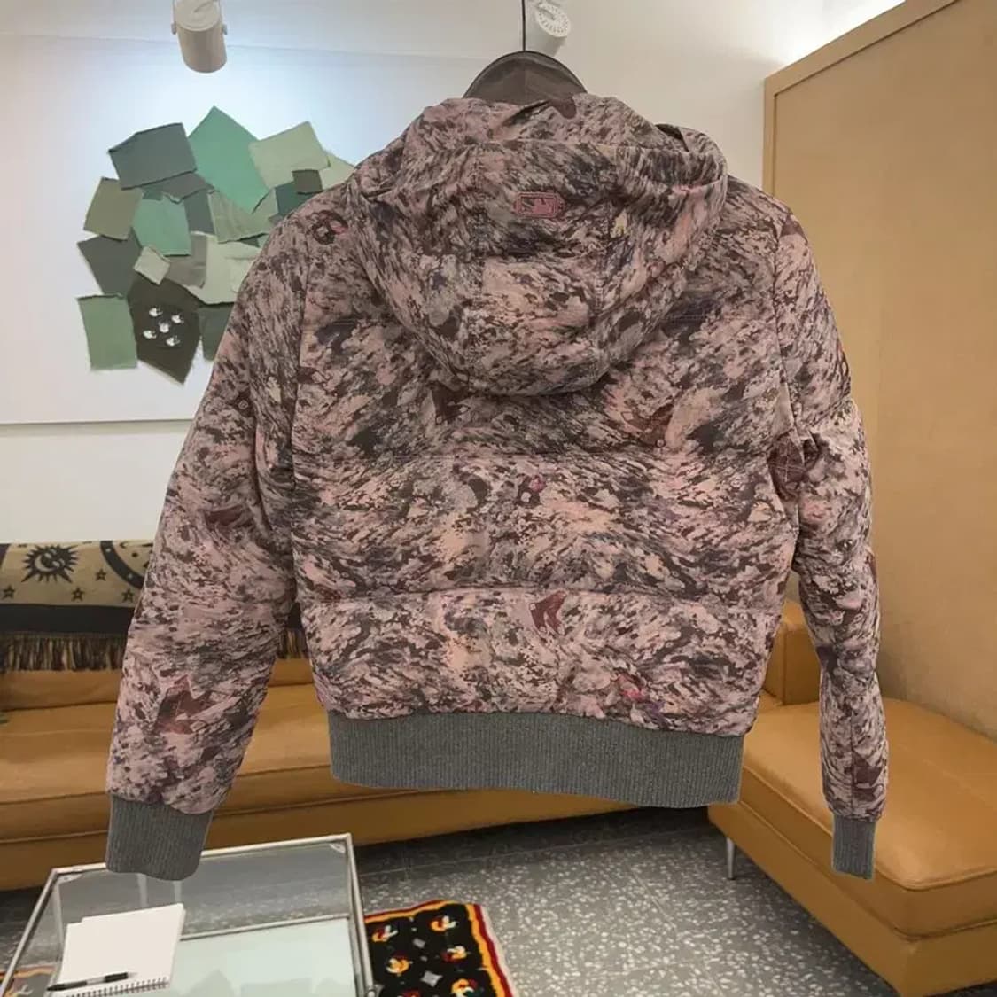 MLB 올드스쿨 빈티지 딸기우유 덕다운 숏패딩 90 C06601 상품이미지4