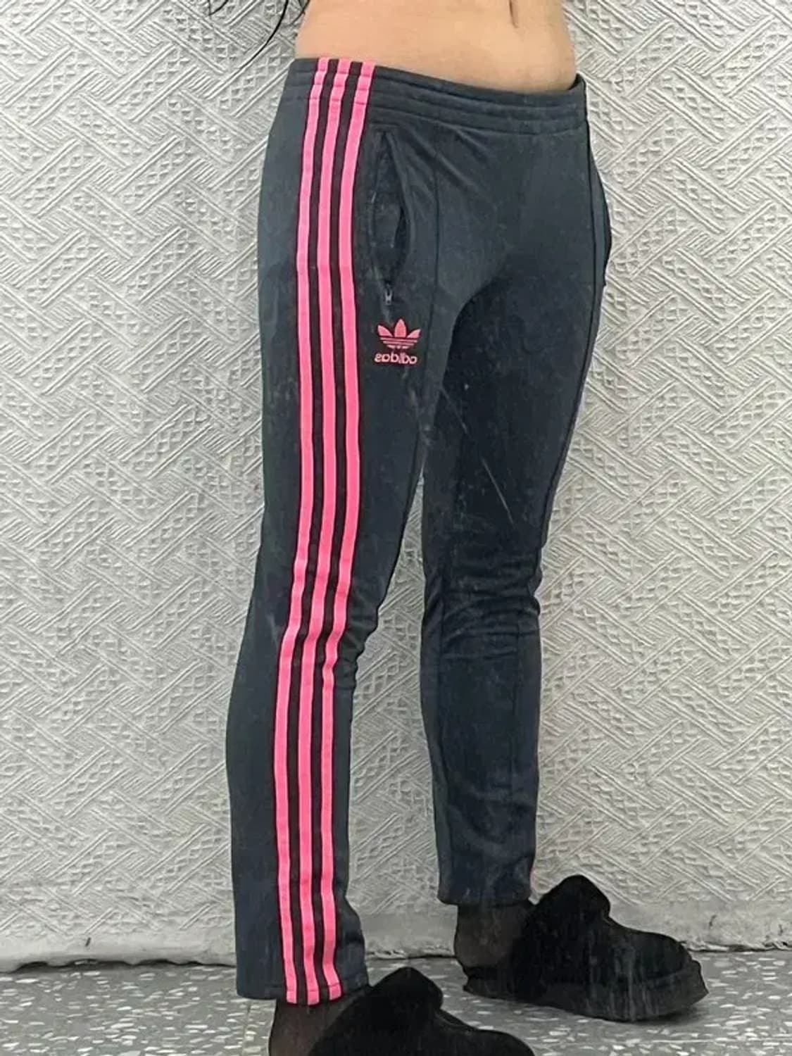 아디다스 파이어버드 Y2K 그레이핑크 슬림핏 트랙팬츠 85 C06747 상품이미지1