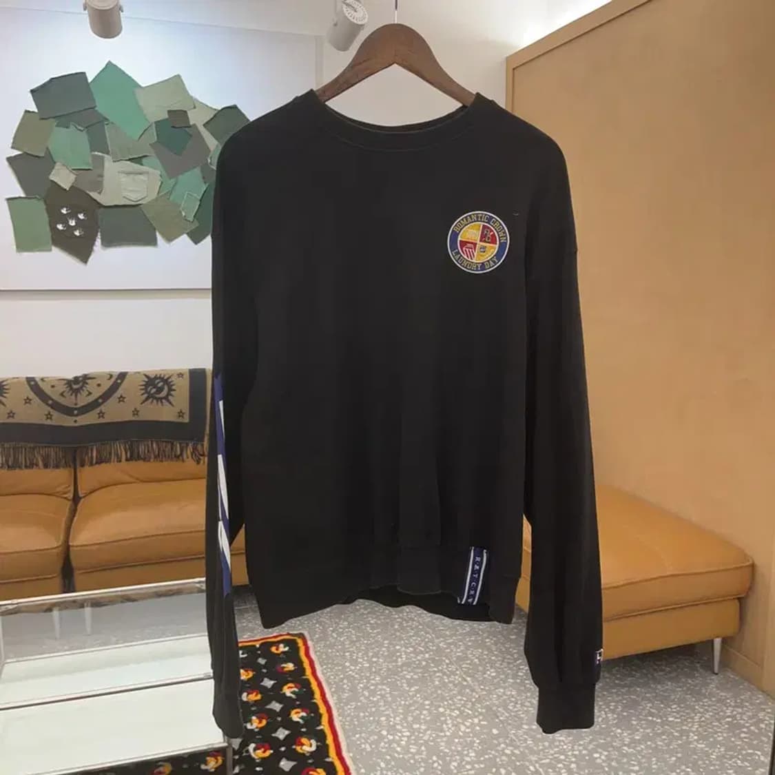 로맨틱 크라운 유니크 자수패치 스트릿 맨투맨 M C06783 상품이미지3