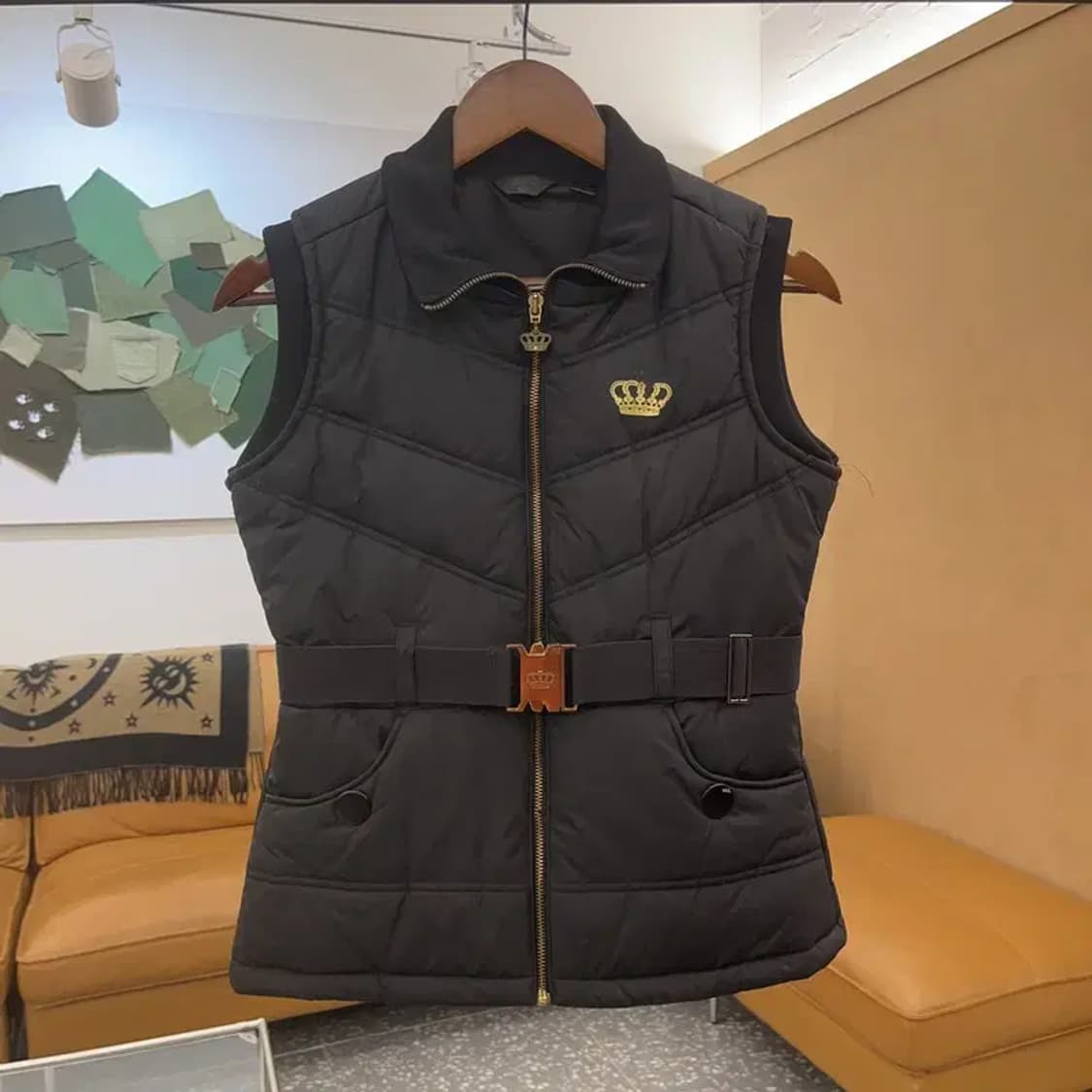 아디다스 리스펙트미 슬림핏 벨티드 패딩 조끼 90 C06860 상품이미지3