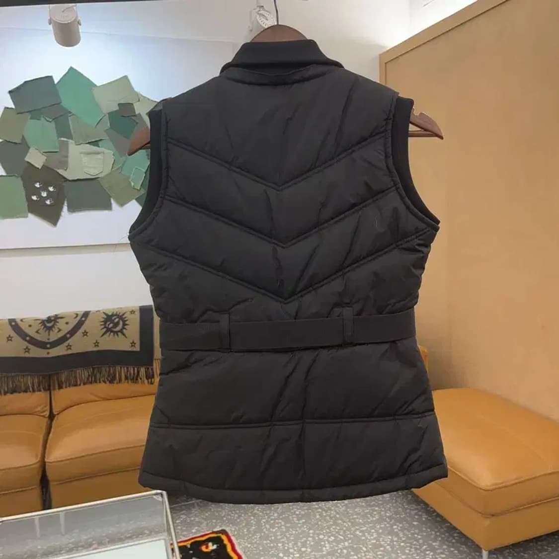 아디다스 리스펙트미 슬림핏 벨티드 패딩 조끼 90 C06860 상품이미지4