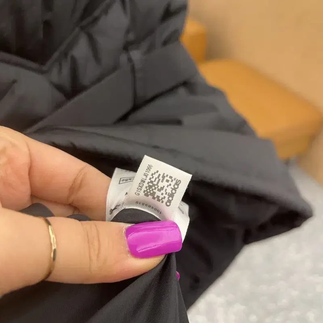 아디다스 리스펙트미 슬림핏 벨티드 패딩 조끼 90 C06860 상품이미지6