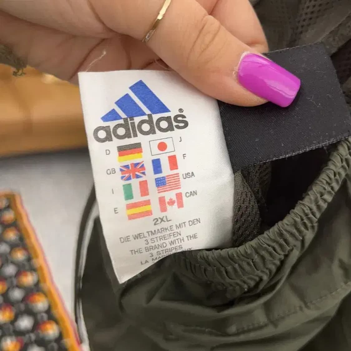 아디다스 스포티 말차 카키 트랙팬츠 90 C07075 상품이미지5