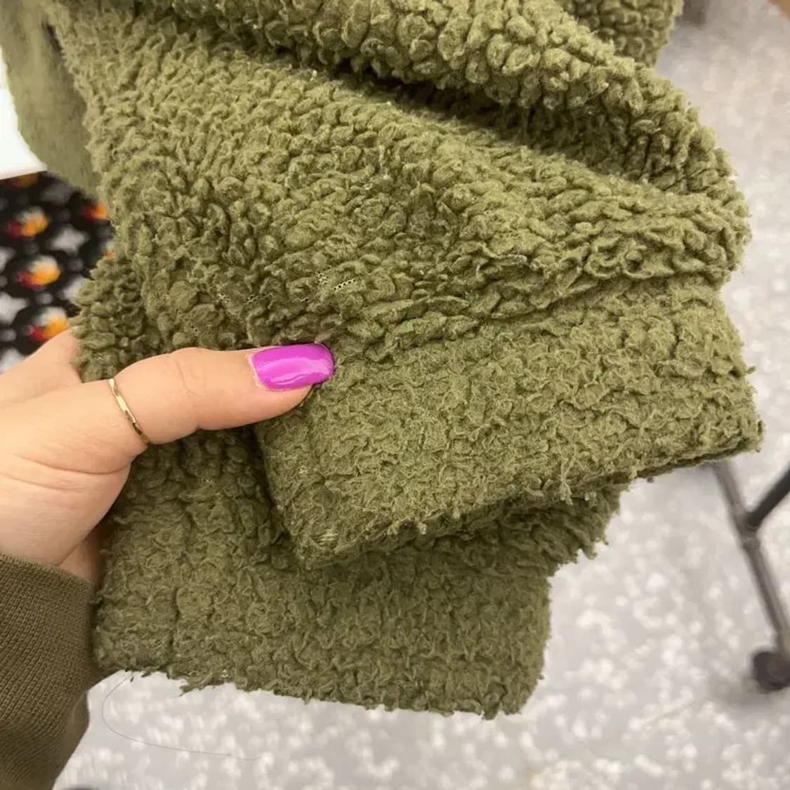 아디다스 키치 빅 트레포일 말차 카키 후리스 M C07049 상품이미지10