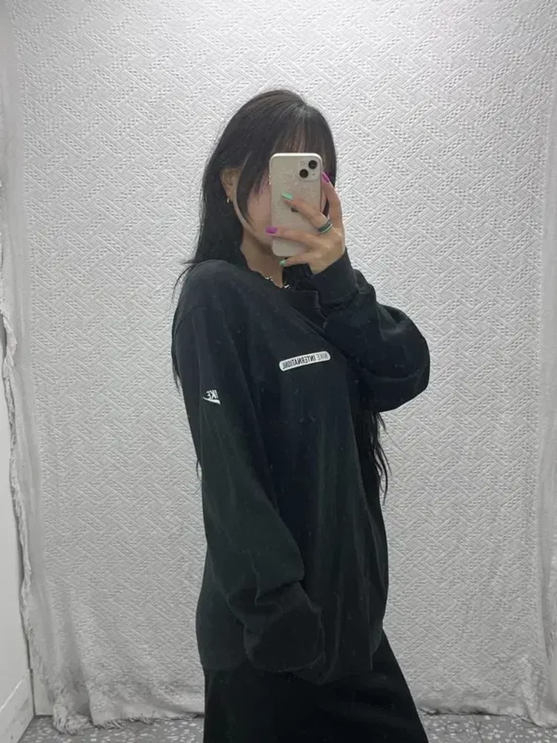 나이키 인터네셔널 올드스쿨 프린팅 롱슬리브 100 C07088 상품이미지1