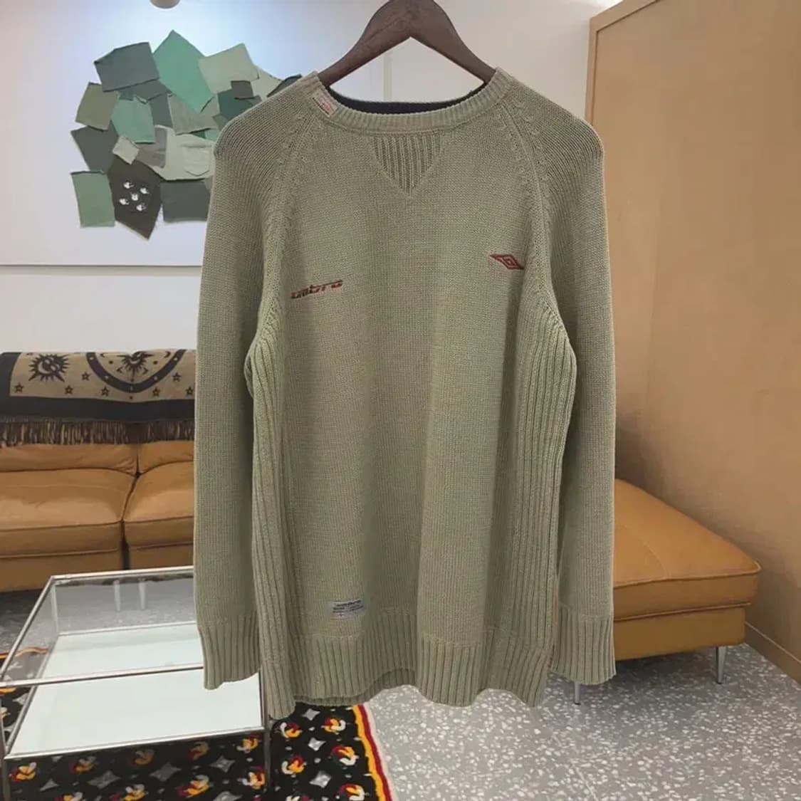 엄브로 레트로 자수로고 올리브카키 니트 100 C07131 상품이미지3