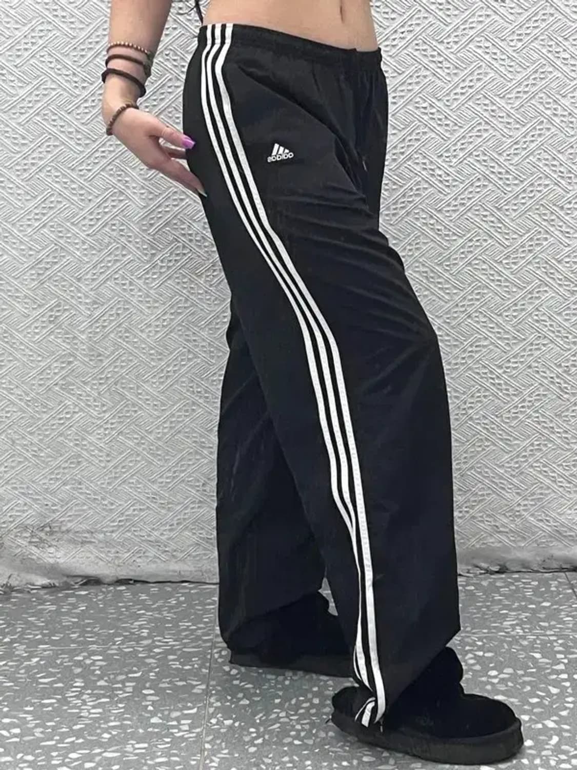 아디다스 올드스쿨 베이직 삼선 와이드 트랙팬츠 L C07138 상품이미지2
